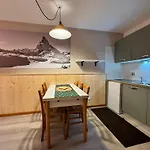 Lägenhetshotell Petit Tibet 3*