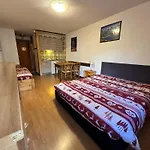 Petit Tibet Aparthotel