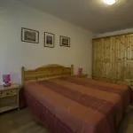 Petit Tibet Aparthotel