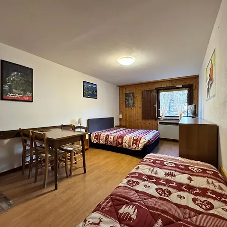 Petit Tibet Hotel apartamentowy 2*
