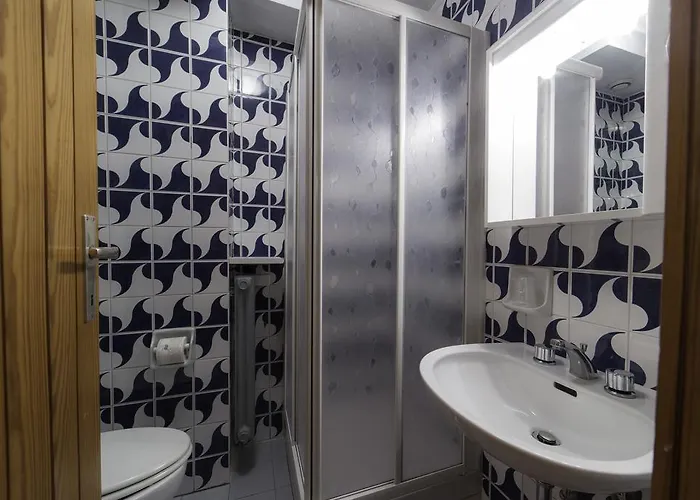 Petit Tibet アパートホテル