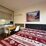 Hotel apartamentowy Petit Tibet