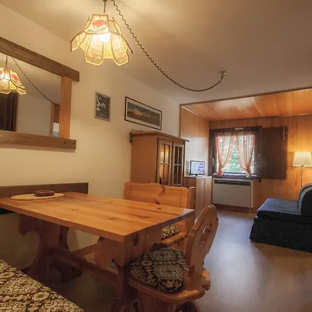 Petit Tibet Aparthotel