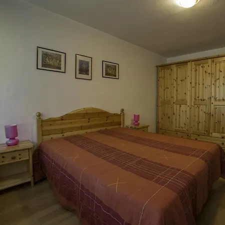 Petit Tibet Aparthotel