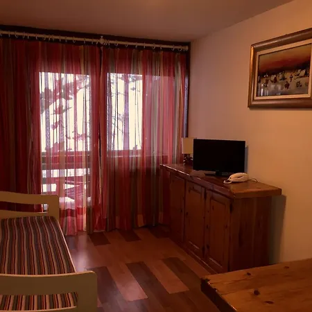 Lägenhetshotell Petit Tibet 3*
